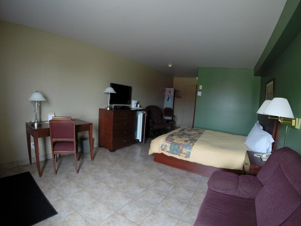 Motel Le Pocatois La Pocatiere Room photo
