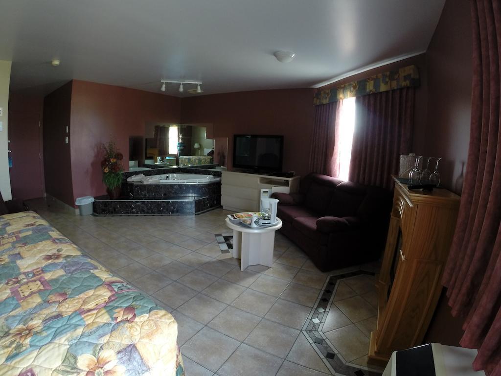Motel Le Pocatois La Pocatiere Room photo